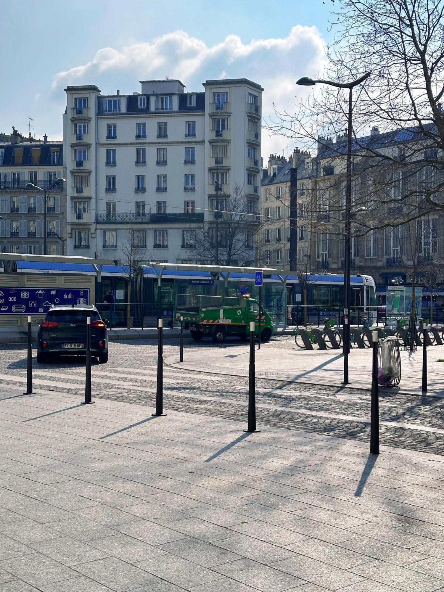 T2 With Stunning Balcony 55m2 17 Apartment Paris